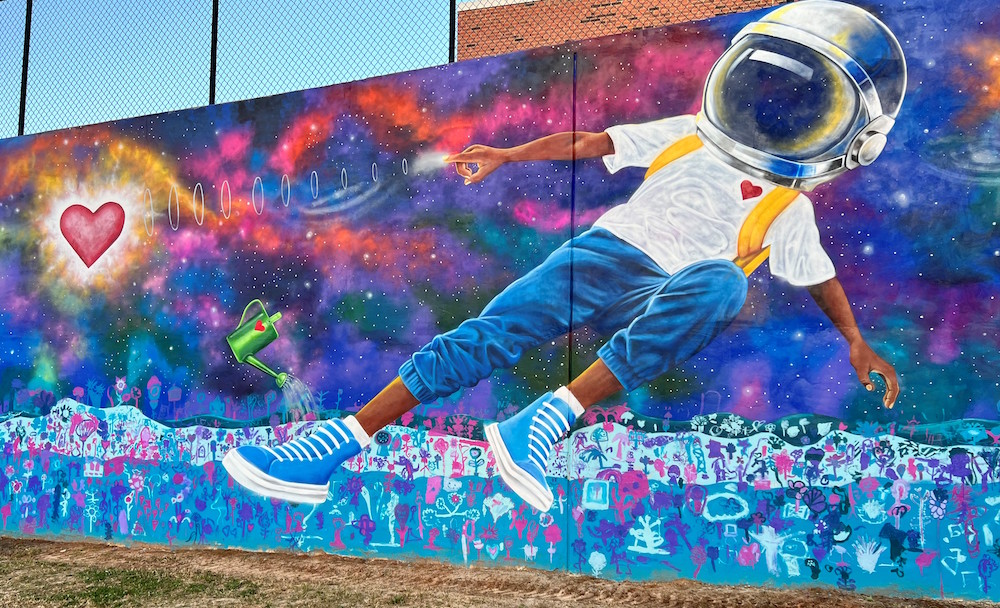 http://eastcobbnews.com/wp-content/uploads/2022/04/Brumby-mural-1.jpg