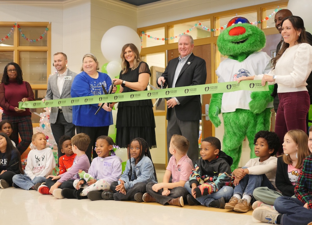 Sawyer Road ES media center, library get Peach Bowl makeover East